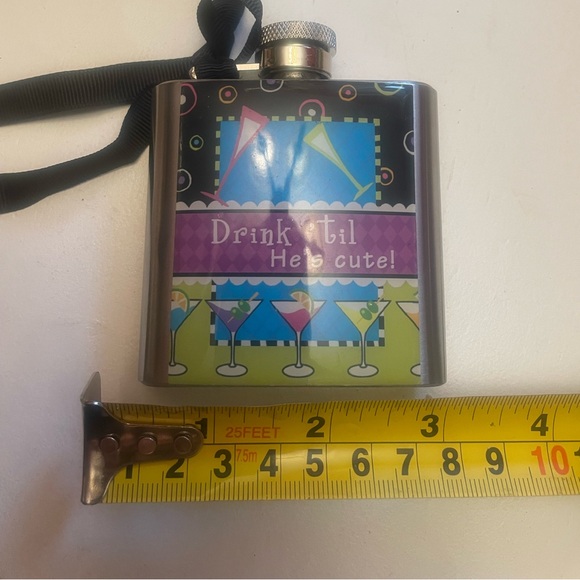 Ladies flasks - Picture 4 of 5